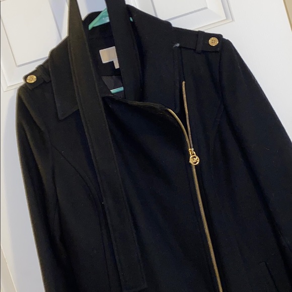 Authentic!! Michael Kors Peacoat - Picture 1 of 3